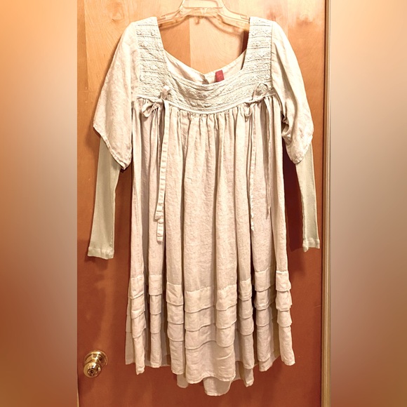 Ewa i Walla Dresses & Skirts - Ewa i Walla Vintage 100% Linen Ivory Dress w Beautiful Lace
